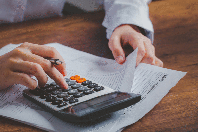 How Hiring a Registered Tax Agent Can Help You Implement VAT System in Dubai